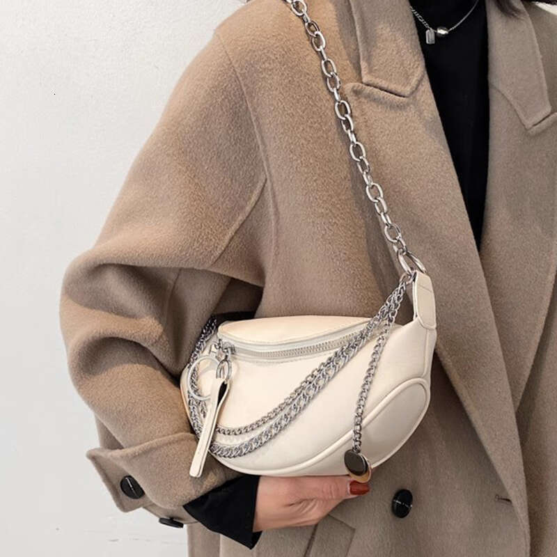 2023 Crossbody Metal Chain Casual Punk Style All Match Ladies Female Shoulder Banana Bag