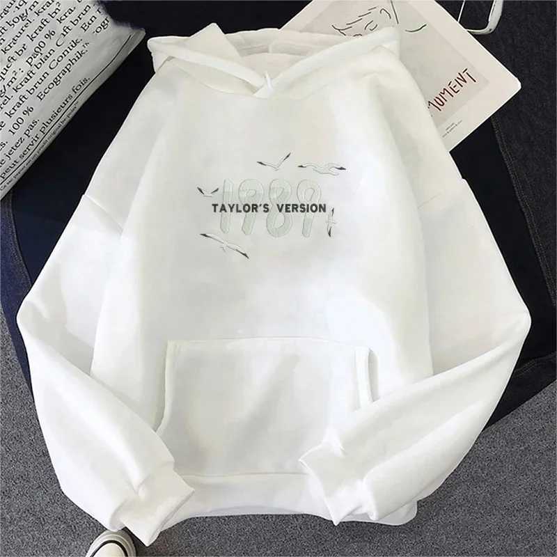 Autumn and Winter New Mens and Womens Hooded Sweatshirt 1989 Taylor Print Warm Hooded Long-sleeved Casual Fashion SweatshirtXJ2500118