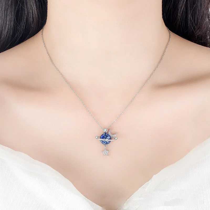 Trendy Moon Star Planet Pendant Necklace for Women Silver Color Zircon Butterfly Flower Heart Choker Clavicle Chain Jewelry GiftXJ250121