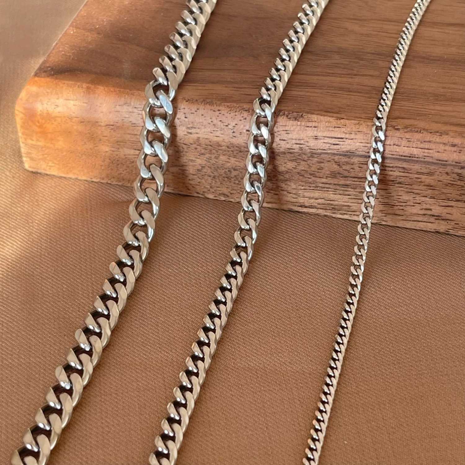 3/5/7mm Stainless Steel Punk Cuban Chains Necklace for Men Women Gold Silver Color Choker Metal Collar Jewelry Fashion GiftXJ250121