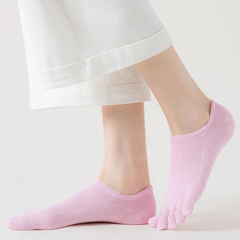 5 Pairs Summer Invisible Toe Socks Woman Cotton Thin Solid Soft Shallow Mouth Breathable Deodorant No Show 5 Finger Socks 250121
