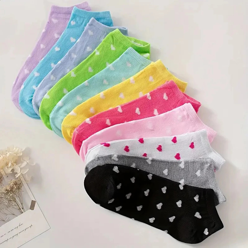 10/20/30 Double Candy colored Women Short Socks Fashion Colorful Stripes Soft Comfortable Breathable Casual Women Ankle Socks 250121