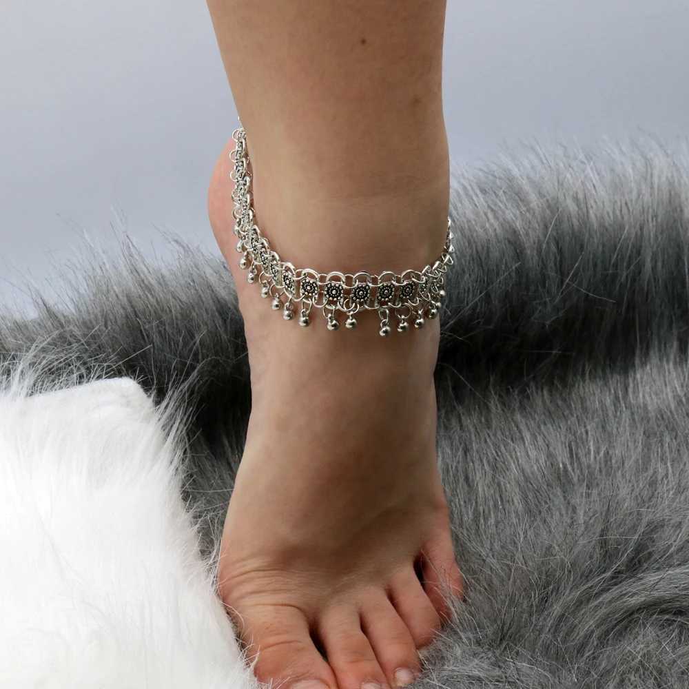 New Boho Ethnic Bells Tassel Bracelet Anklet Summer Beach Party Vintage Carved Flower Foot Chains Bohemian Jewelry AccoriesXJ250121