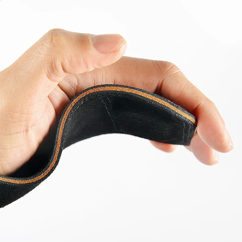 Three Layers Cowhide Gym Gloves Grips Horizontal Bar Gloves for Gym Sports Weight Lifting Training Crossfit Fitness Bodybuilding 250118