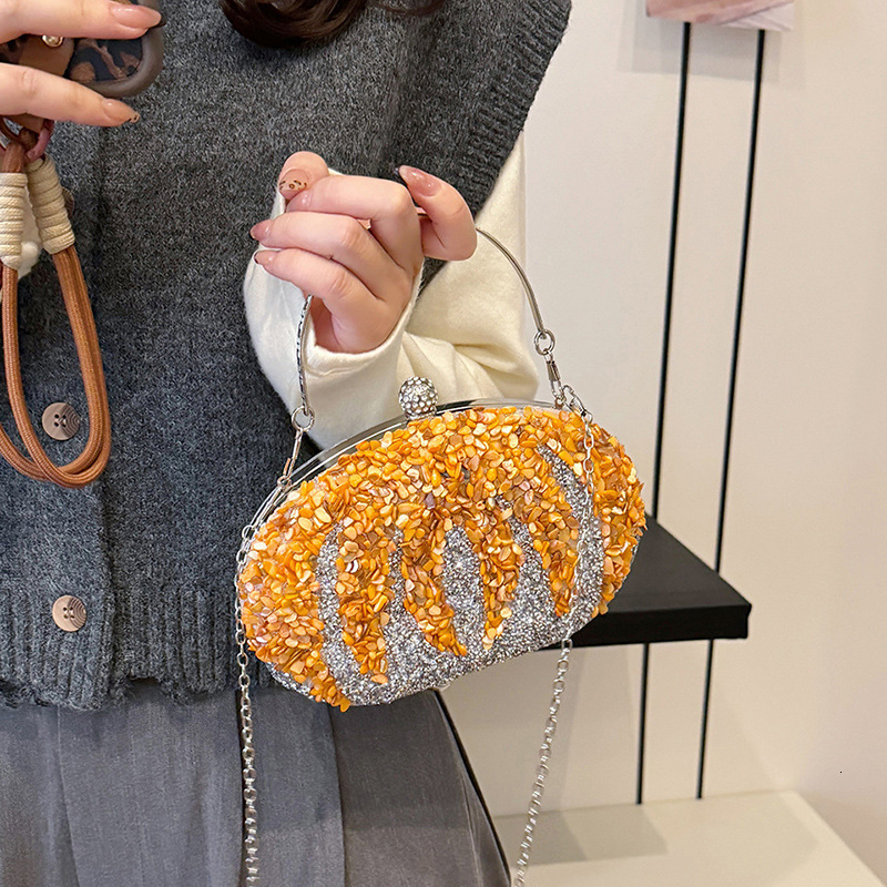 Banquet Women's Bag With Inlay, Dinner Korean Version Rhinestone Bag, Hand-Held Diamond Inlay Versatile, Oval Hand-Held, Single Shoulder Crossbod