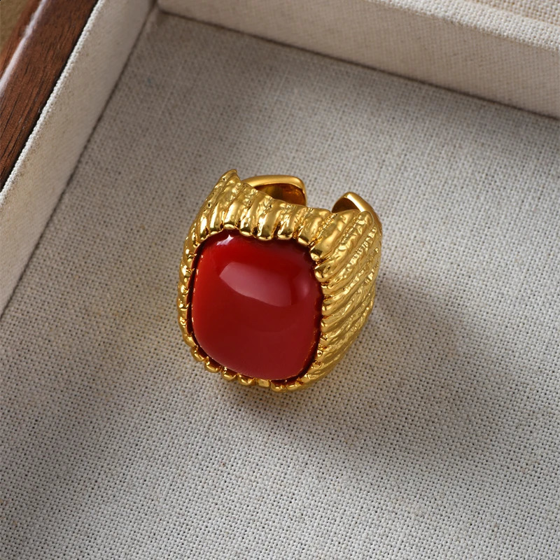 Large colored resin thick ring womens statement cocktail ring er jewelry 250109
