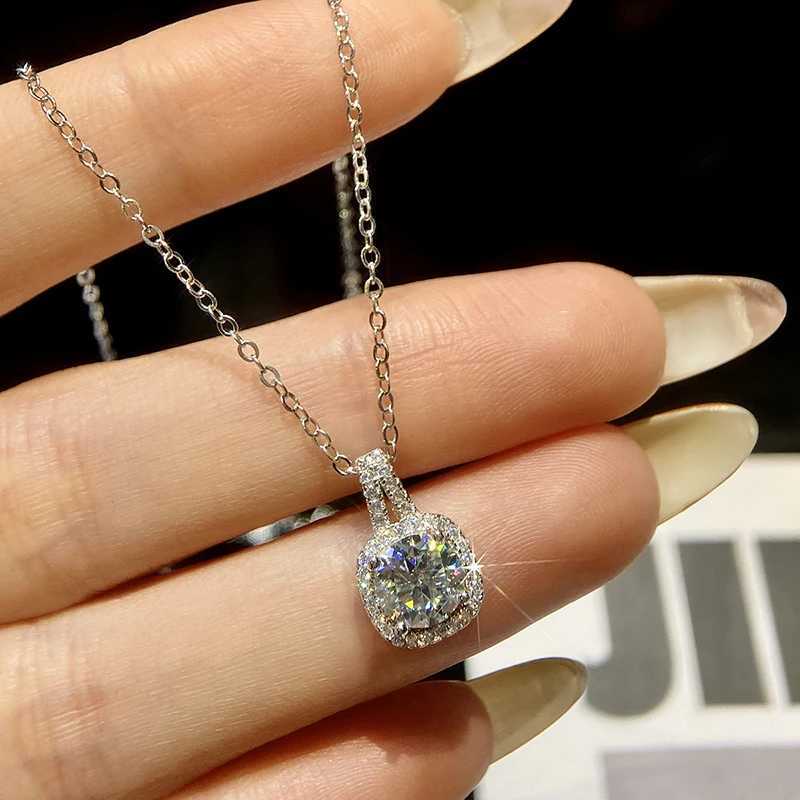 GRA Luxury 1-2CT Moissanite Diamond Pendant Square Gemstone Necklace for Women Original 925 Sterling Silver Wedding Fine JewelryXJ250114