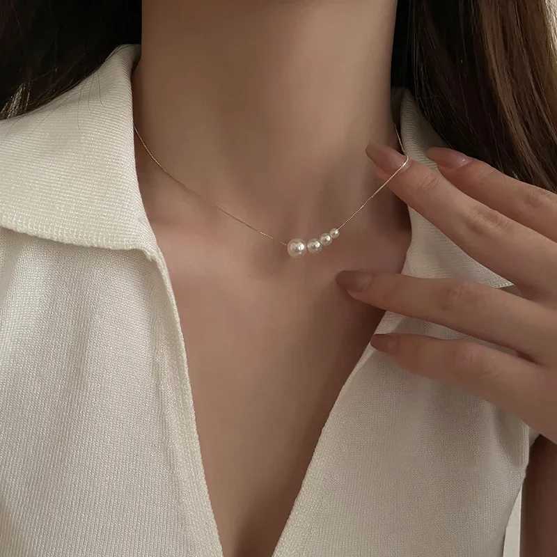 Trendy Four Imitation Pearl Choker Necklaces Girl Summer Luxury Simulated Pearl Pendant Clavicle Chain for Women Jewelry GiftsXJ250121