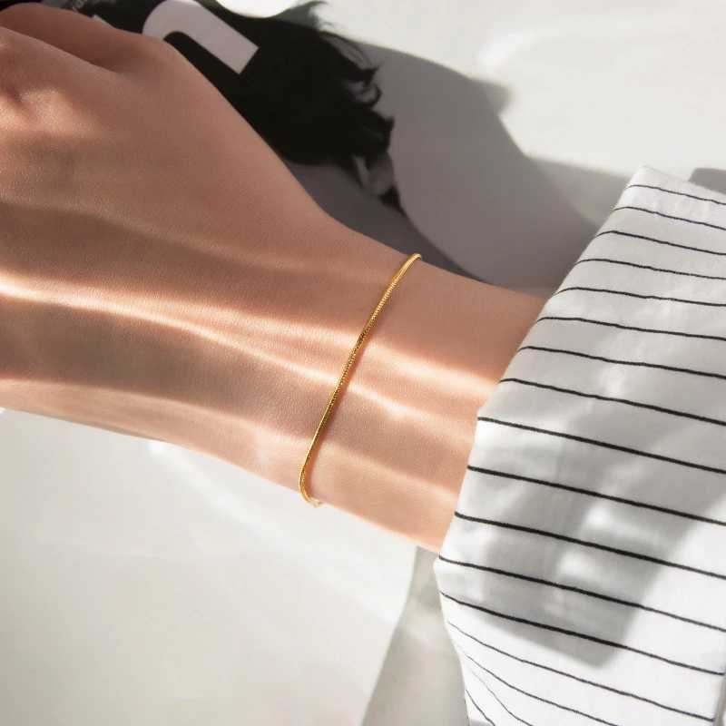 Couples Men Women Gold Color Bracelets for Women Stainless Steel Snake Link Chain Lobster Clasp Snap Button Jewelry W250121