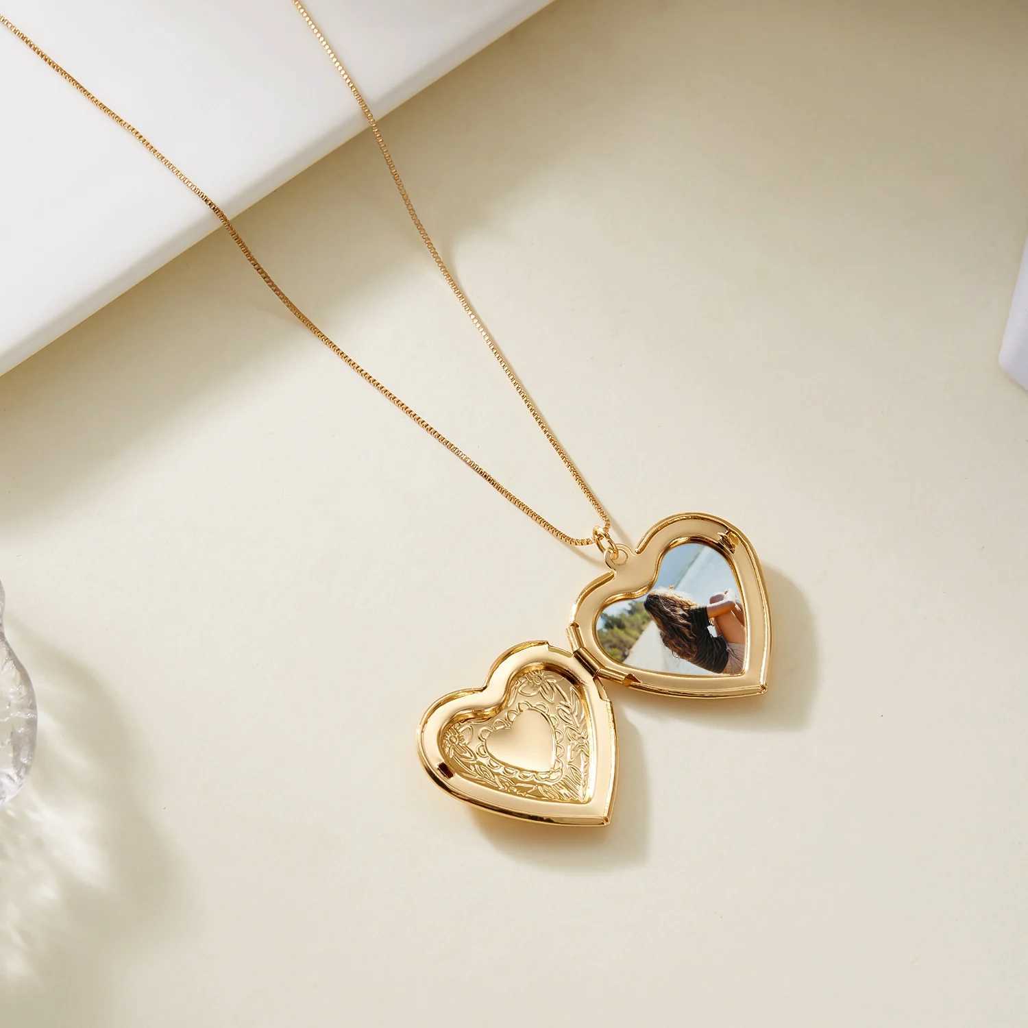 Romantic Heart Pendant Message Locket Necklace for Women Lover Couple Fashion Jewelry Gold Color Chain Photo Album Box ChokerXJ250121