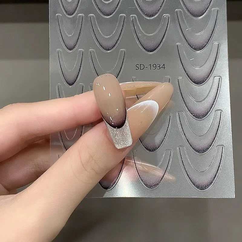 Gradient French Line Nail Art Stickers Black/White Self-Adhesive Slider Design Stencil Manicure Guides DIY Nail Decor tools newXJ250120