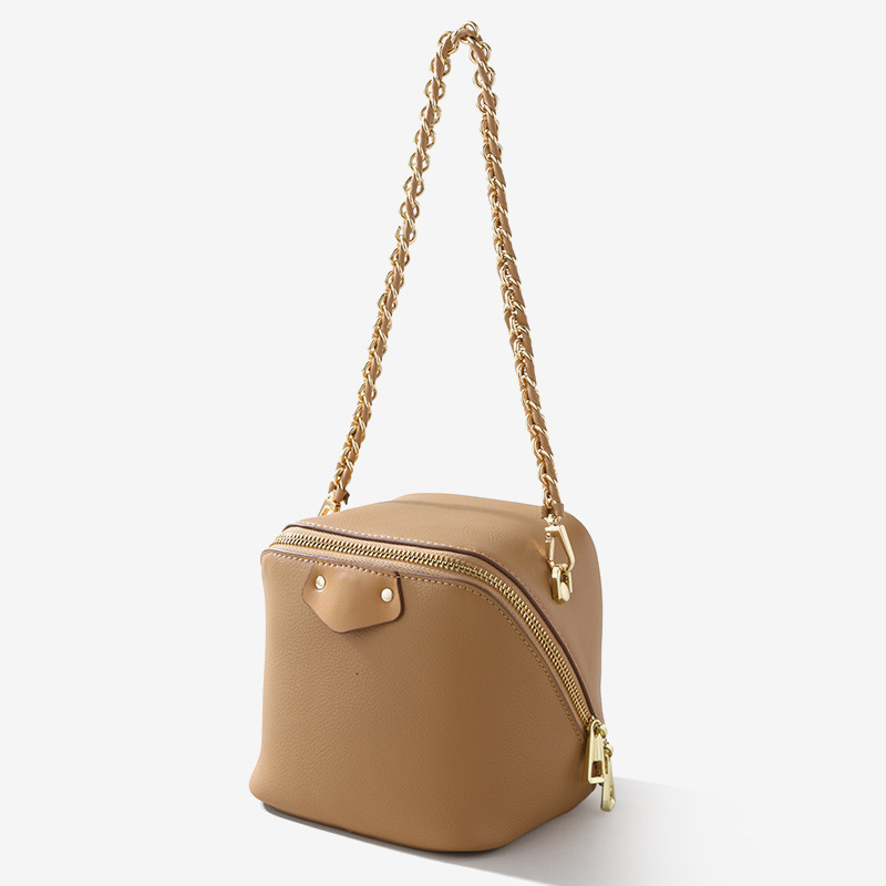 Bag Top Layer Cowhide Niche Design, Elephant Buckle Box Bag, High-End Fashion, Versatile Single Shoulder Crossbody Bag