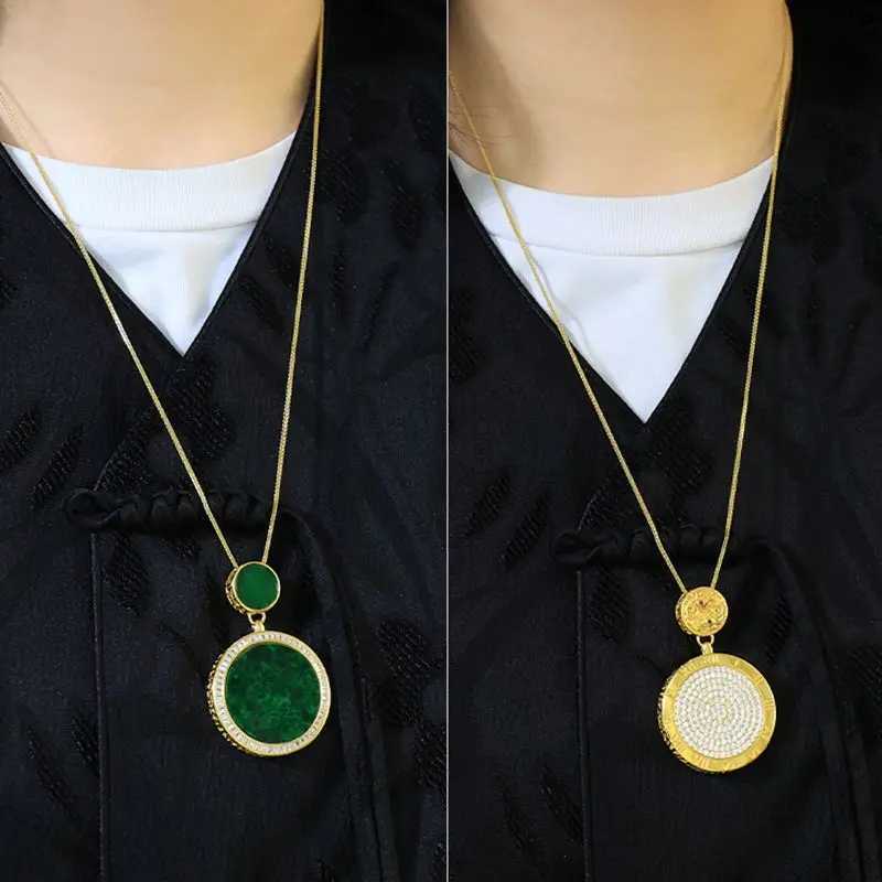 Creative Style Natural Green Chalcedony Necklaces High End Double-sided Full Diamond Inlaid Circle Pendant Fashion and JewelryXJ250114