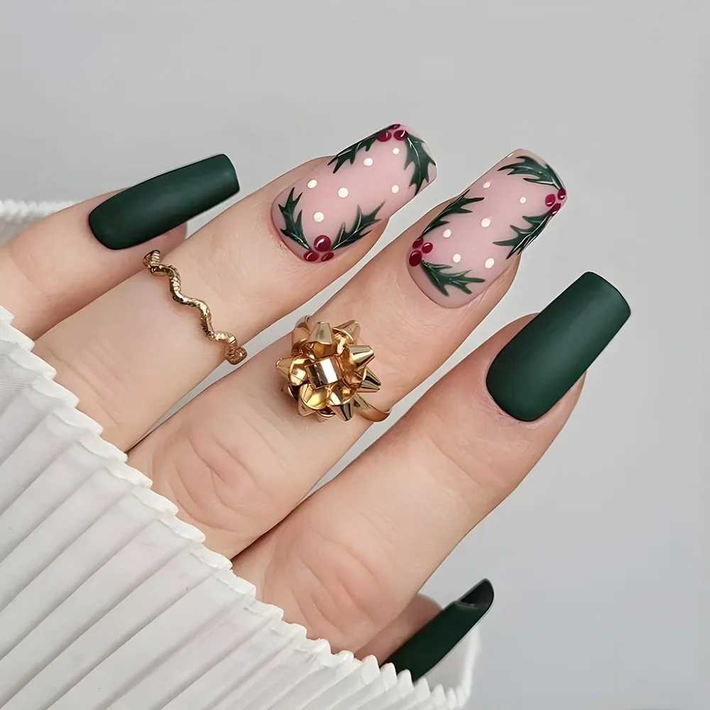 24Pcs Red Pink Matte Short Square Fake Nails Wearable Floral Love Heart Design Press on False Nail Simple Full Over Nail Tip ArtW250120