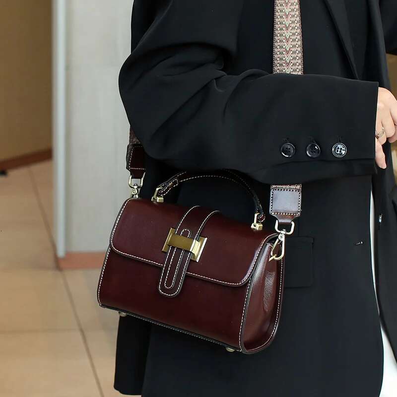 Women Cowhide Genuine Leather Bag Female Fashion Designer Handbag Ladies Small Square Bag Retro Crossbody Shoulder Bags