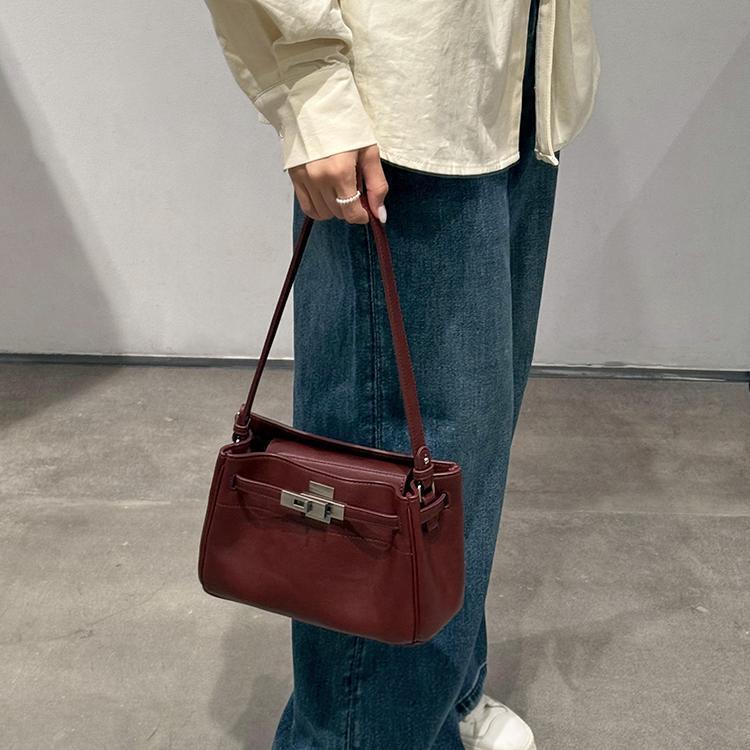 Bag Shallow Leather Armpit High-End And Niche Design, Versatile Commuting Single Shoulder Crossbody Bag, Medium Size