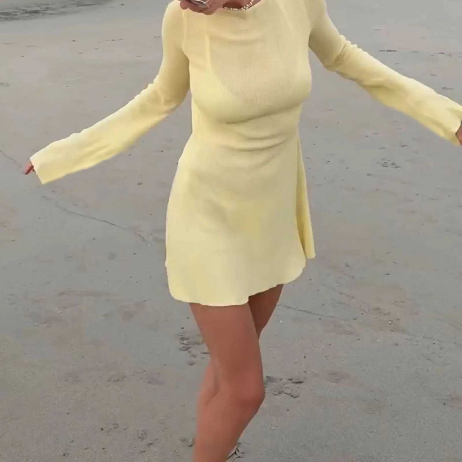 Women Sexy Dress Solid Color Round Neck Long Sve Backless Hip Dress Slim-Fit Summer Short Dress for Bar Parties ClubsXJ250115