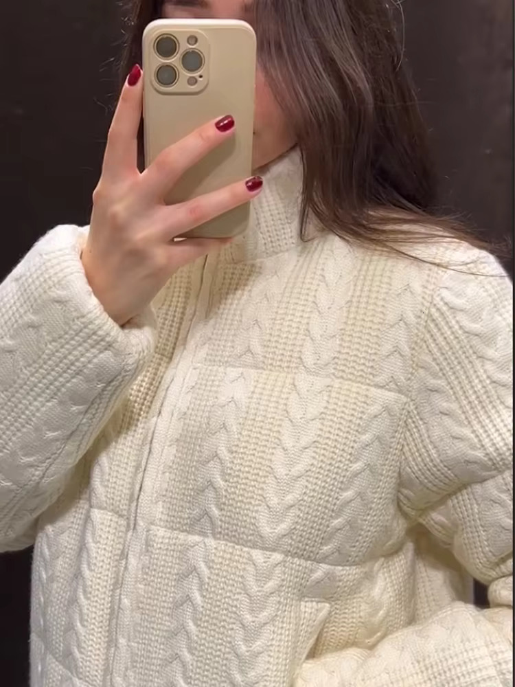Pb&Za Women's 2024 Autumn/Winter New Knitted Stand Up Collar Zipper Long Sleeve Short Down Cotton Jacket