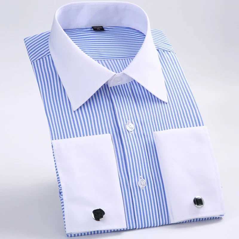 2024 Mens Classic French Cuffs Striped Dress Shirt Single Patch Pocket Cufflink Included Long Sleeve Wedding ShirtsXJ250121