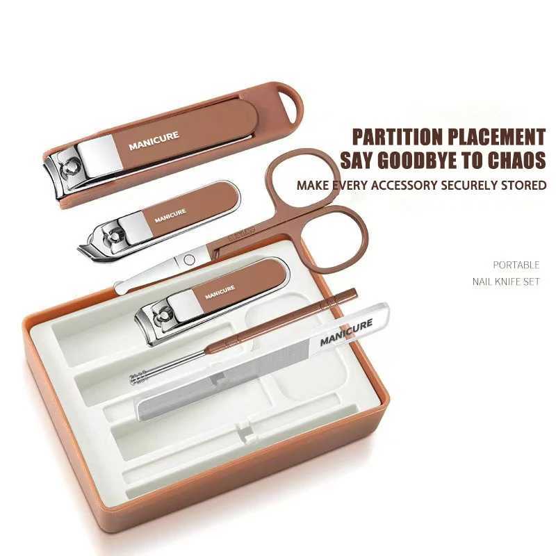 New Nail set 4/6 Stainless steel Splash proof nail clippers set Advanced home special nail clippers nail beauty tool setXJ250116