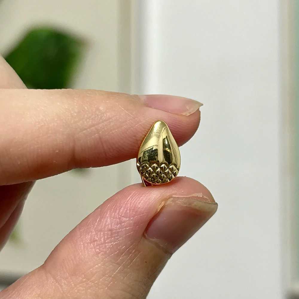 RACHELZ Gold Silver Color 2/8 Check Pattern Hollow Teeth Grillz Fangs Hip Hop DIY Tooth Caps For Women Men Body JewelryXJ250114