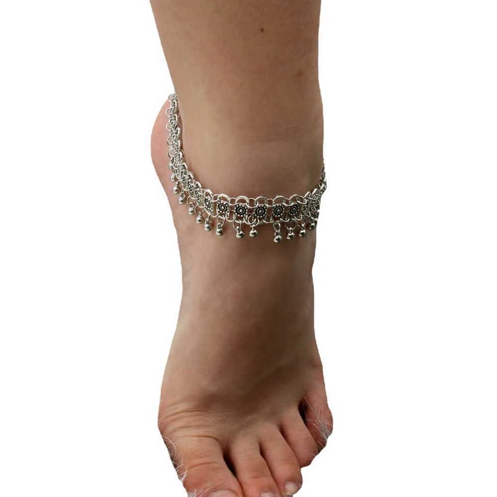 New Boho Ethnic Bells Tassel Bracelet Anklet Summer Beach Party Vintage Carved Flower Foot Chains Bohemian Jewelry AccoriesXJ250121