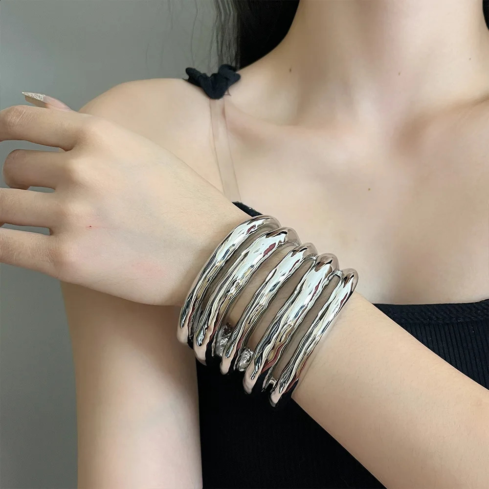 HUANZHI Multi-layer Wide Hollow Coil Smooth Metal Bangle Bracelet for Women Girls Exaggerated Personality Minimalist Jewelry 250110