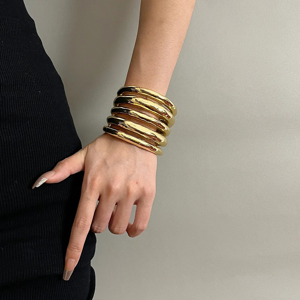 HUANZHI Multi-layer Wide Hollow Coil Smooth Metal Bangle Bracelet for Women Girls Exaggerated Personality Minimalist Jewelry 250110