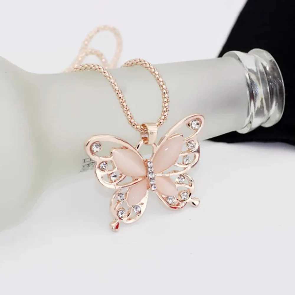 SUMENG 2024 New Necklace Choker Pendent Rose Gold Color Opal Butterfly Pendant Exquisite Sweater Chain For Women GiftsXJ250121