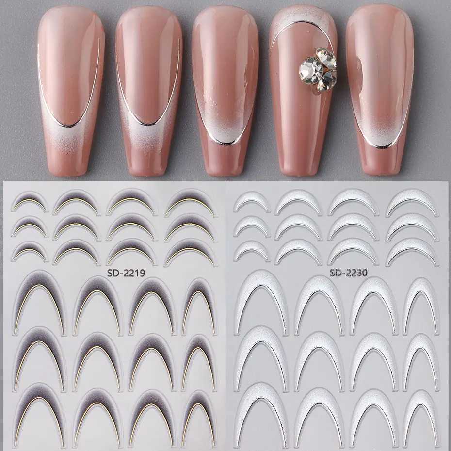 2/4pcs Gradient French Nail Decals Brozing Gold Silver Curved Striped Design Glitter Sticker 3D Dreamy Crescent Manicure SliderXJ250120