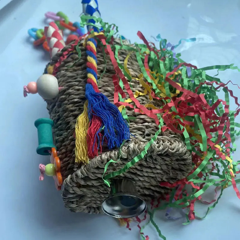 Large parrot toy Halloween shaped gnawing nut colored paper grass woven puzzle bird toy 250121