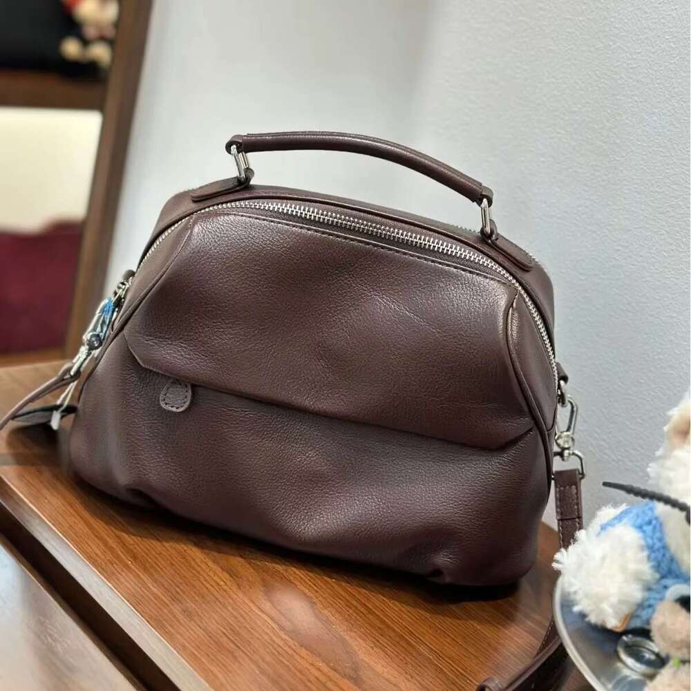 High Quality Natural Cowhide Women's Handbag Ladies' Fashion Shoulder Crossbody Practical Soft Leather Shell Bag