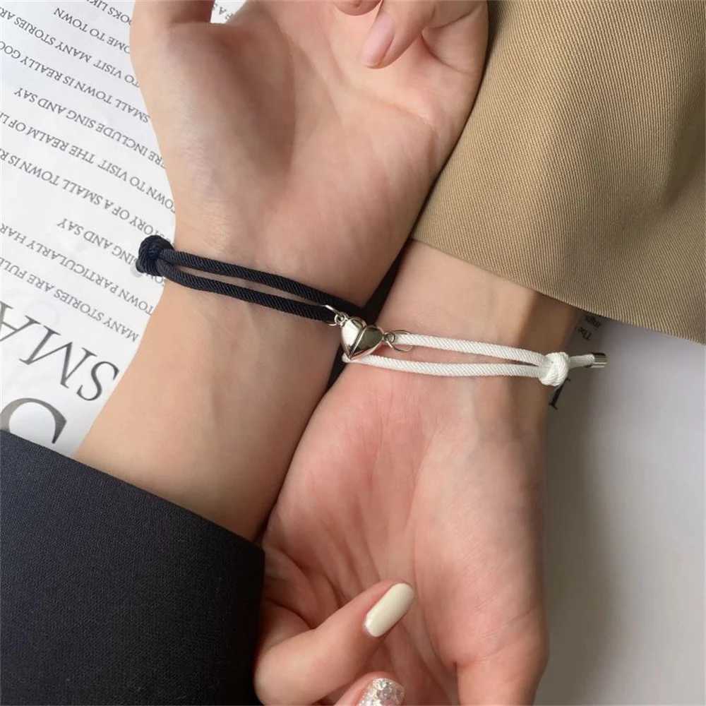 Simple Cotton Rope Couple Bracelet Trend Magnet Black and White Heart Bracelet Set Womens Gift Jewelry W250121