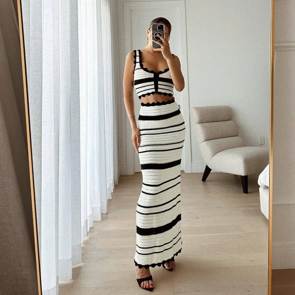Summer Knitted Beach Skirt Sets Women Sexy Backless Slim Bohemian Outfits Fashion Striped Holiday Two Piece Matching Set 250118