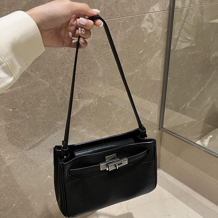 Bag Shallow Leather Armpit High-End And Niche Design, Versatile Commuting Single Shoulder Crossbody Bag, Medium Size
