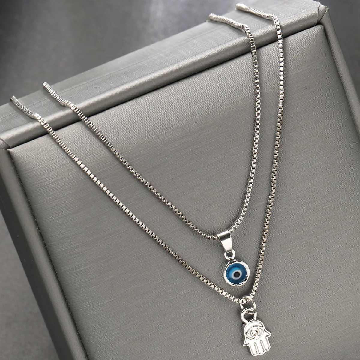 2 Pcs Double Layer Palm Evil Eye Clavicle Chains Necklace for Women Classic Fashion Turkish Lucky Blue Eye Choker Jewelry GiftsXJ250121