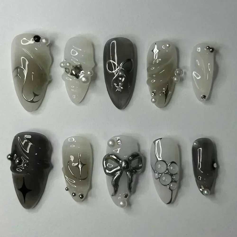 24Pcs False Nails Spicy Girl Silver Bow with Diamond Fake Nails with Glue Almond Press on Nails Black Cool Y2k Almond Nail SetW250120