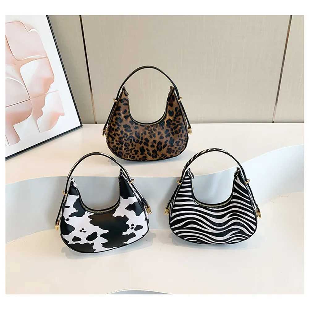 Cow Prints Underarm Shoulder Bags For Women French Style Small Crossbody Phe Bag Luxury Designer Versatile HandbagsXJ250121