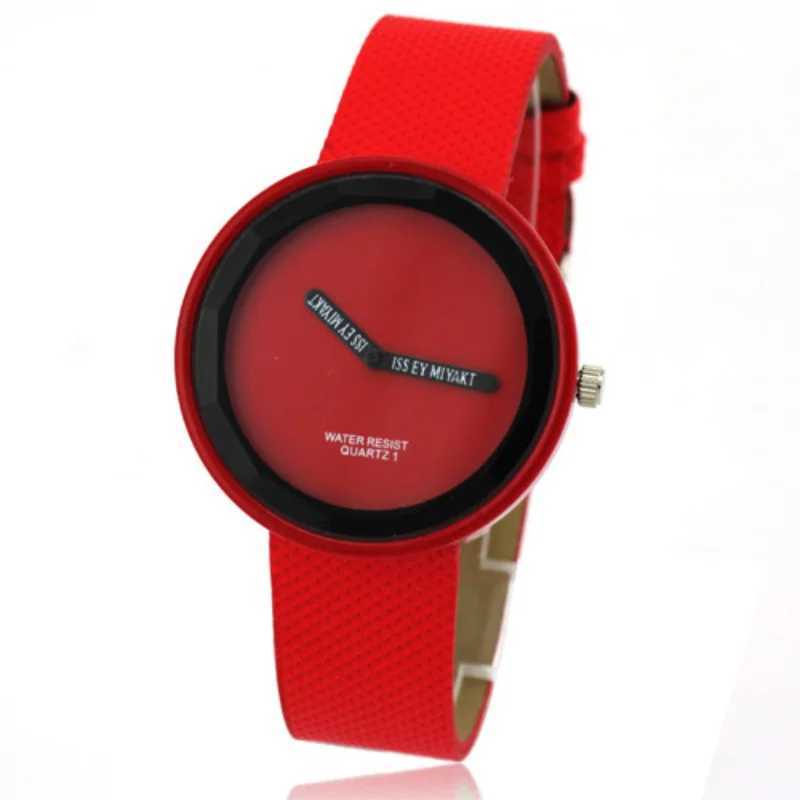 WaGe Wens Watches Fashion Casual Ladies Watches Red Leather Band Quartz Wristwatches Wen wrist watch feminino relogio X250203