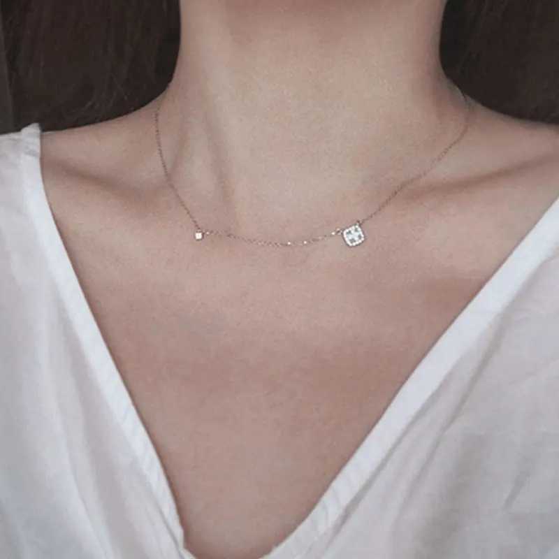 925 Sterling Silver Small Square Diamond Pendant Necklace Women Simple Fashion Shiny Clavicle Chain Wedding Jewelry Party GiftXJ250114