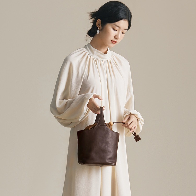 Bag Qiu Zhen Tanned Cowhide Genuine Leather Flower Crossbody Handbag, Commuting High-Capacity Vegetable Basket Bag, Female