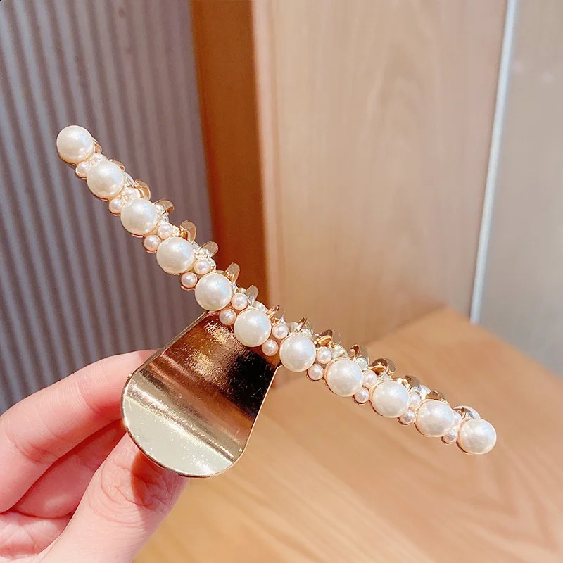 Simulated Pearl Crystal Big Hair Claw For Women Jewelry Elegant Gold Color Crab Hair Clips Hair Accessories Girl Metal Hairpins 250120