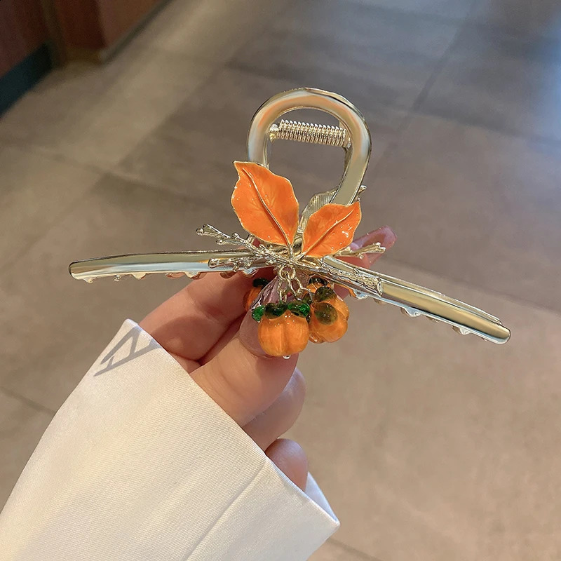 Fashion grace Crystal persimmon Hair Clip Sweet shark clip Barrette Headdress For Women Girl Hair Accessories Ponytail Claw Clip 250120