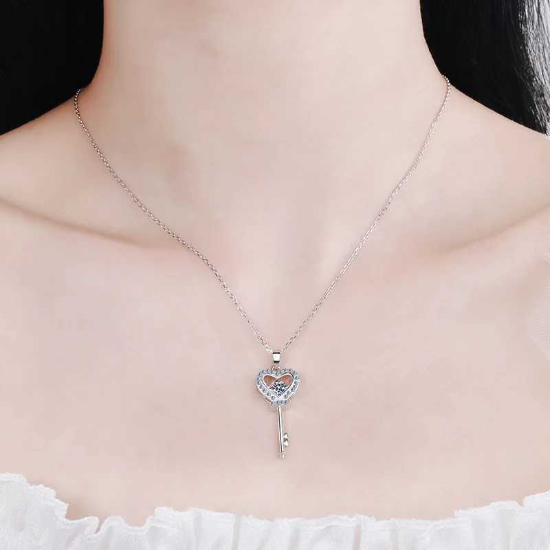 Moissanite Necklace Heart Key Pendant 0.5ct Sterling Silver D VVS1 Lab Diamond with GRA Certificate Necklace for WomenXJ250114