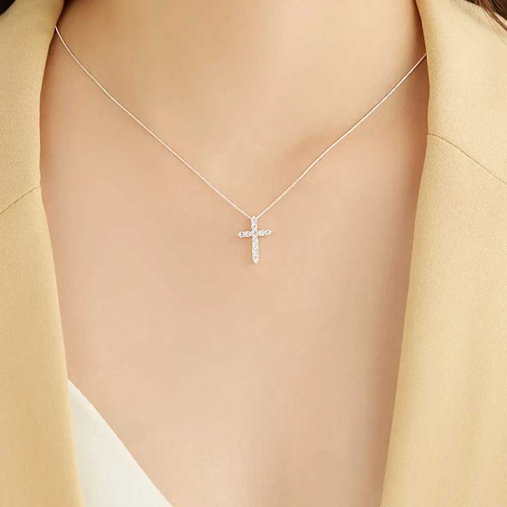 Fine Luxury crystal classic cross 925 sterling silver Pendant Necklace For Woman men charm Fashion party wedding Jewelry GiftsXJ250114