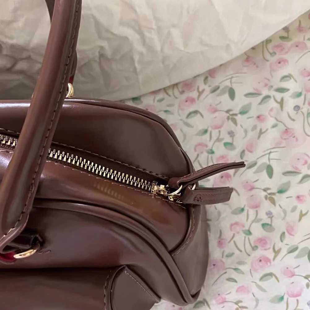 Women Zipper Shoulder Bag Fi Leather Tote Handbag Casual Sahel Bag Versatile Large Capacity Shopping BagXJ250121