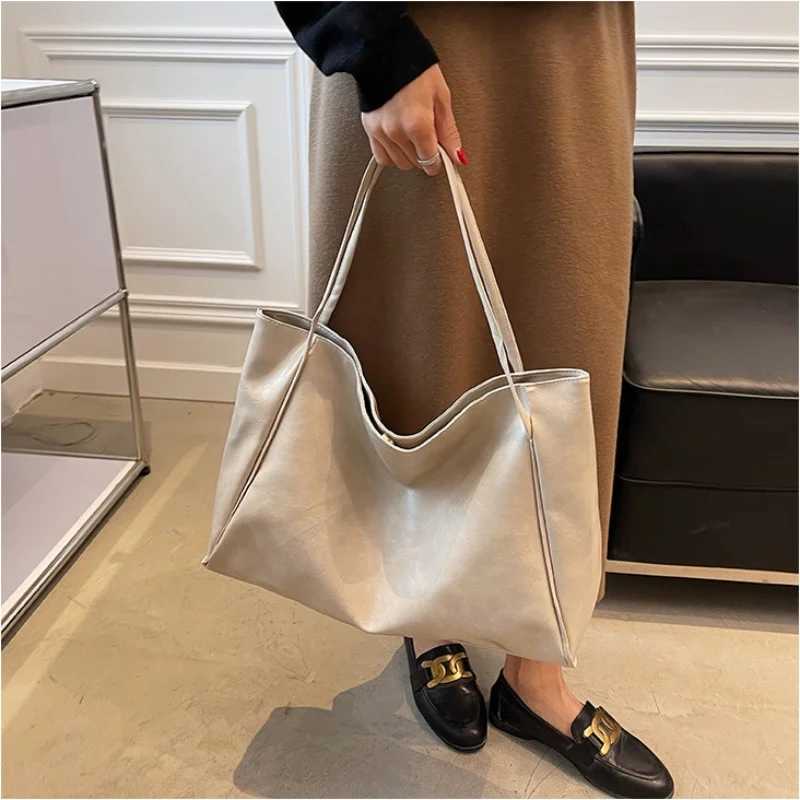 Vintage Red Womens Tote Bag Athletic Casual Fi Large Capacity Leather Shoulder Bag Shopper Harajuku Simple Handbag SacXJ250121
