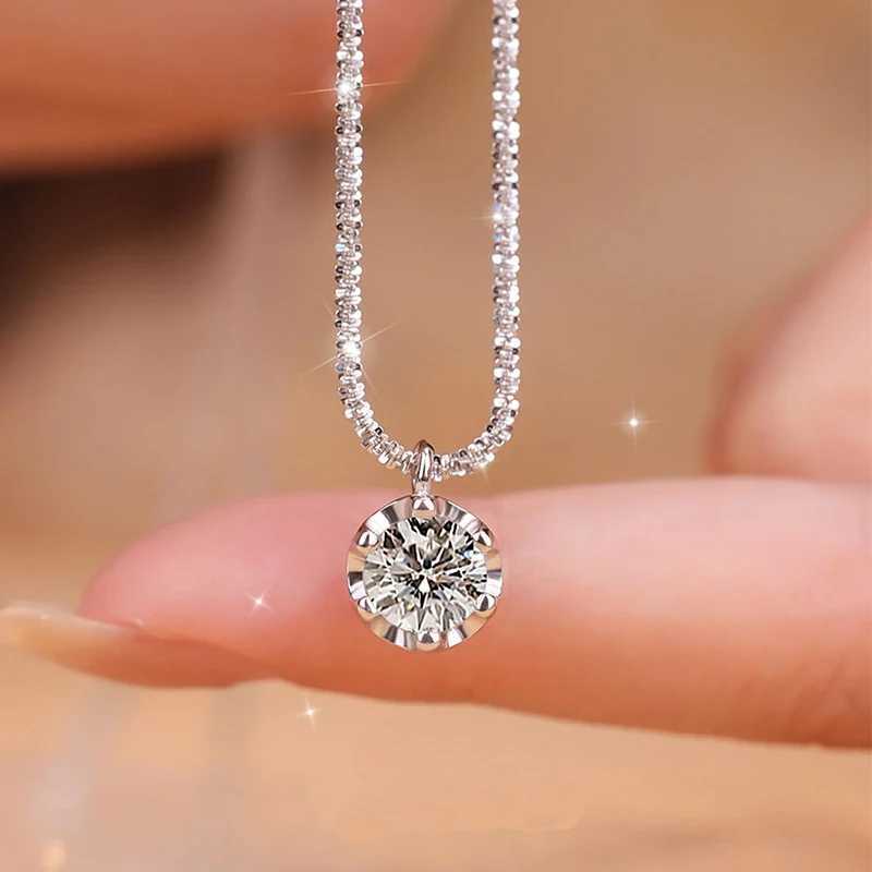 Real Moissanite Diamond 6 Prong Pendant Necklace 925 Sterling Silver Sparkling Cauliflower Chain for Women Wedding Fine JewelryXJ250114