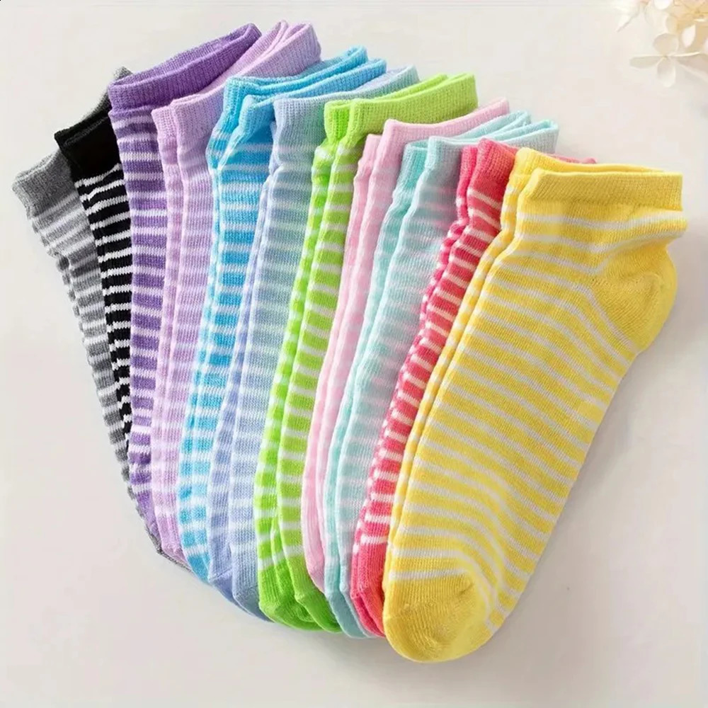 10/20/30 Double Candy colored Women Short Socks Fashion Colorful Stripes Soft Comfortable Breathable Casual Women Ankle Socks 250121