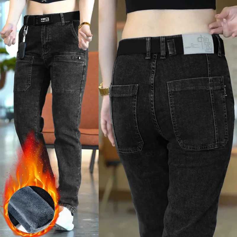 2024 New Mens Fleece Slim Jeans Stretch Skinny Multi Pocket Fashion Designer Denim Trousers Male Brand Clothes Pants Streetwear W250118